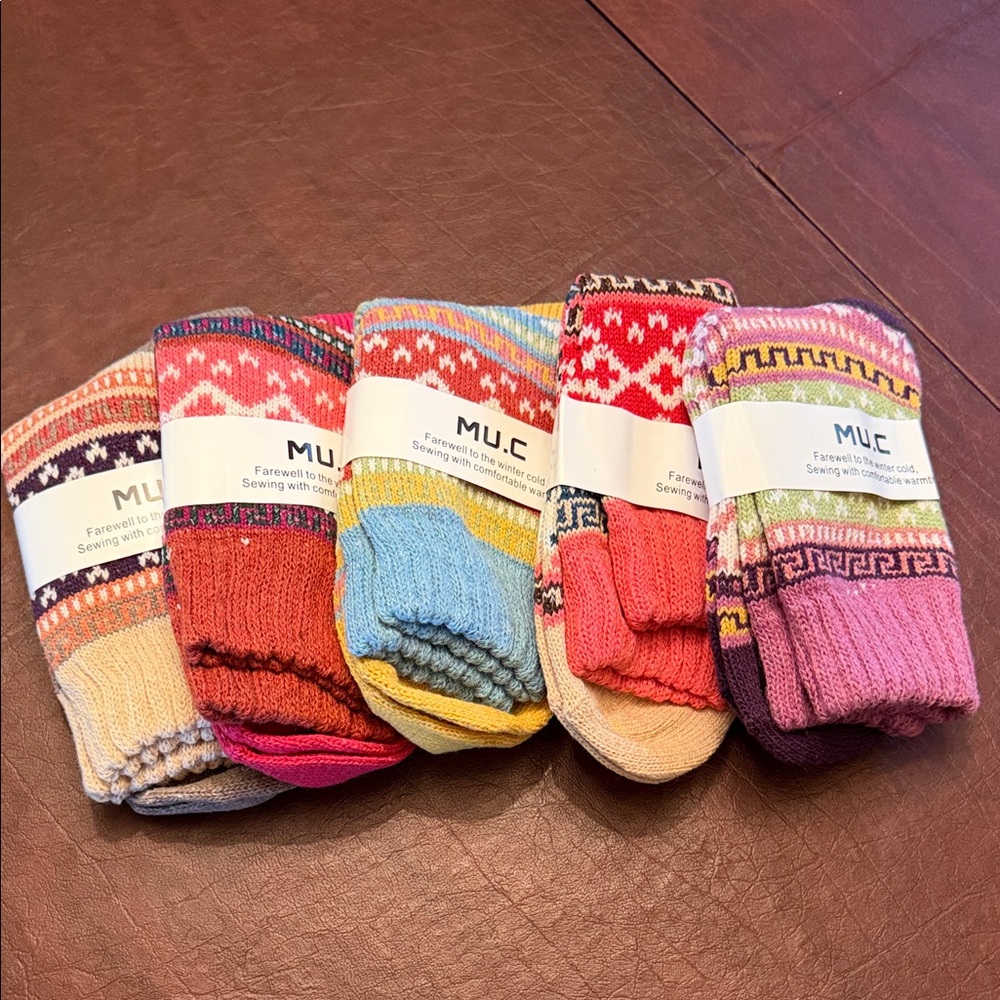 M.U.C Fair Isle Pattern Woman’s Socks - Assorted Bright Colors 6 pair NEW